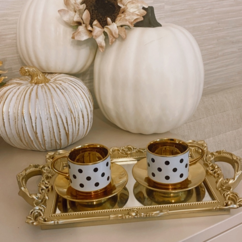 Polka dots Coffee cups and saucer